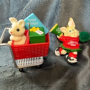 VINTAGE HALLMARK KEEPSAKE ORNAMENTS LOT OF 2. 1986 & 1989 in box